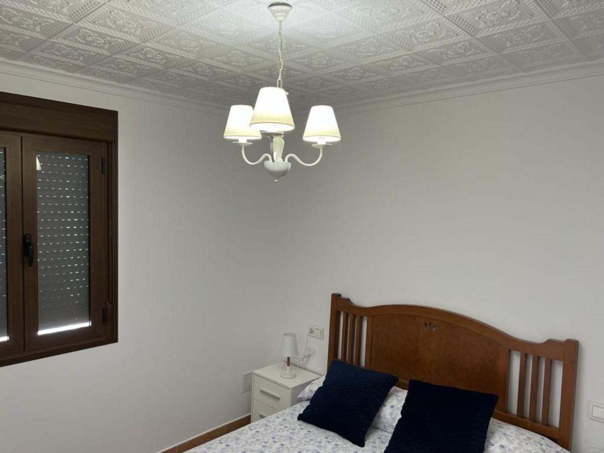 Agradable Casa Familiar En Pliego. Apartment Екстериор снимка